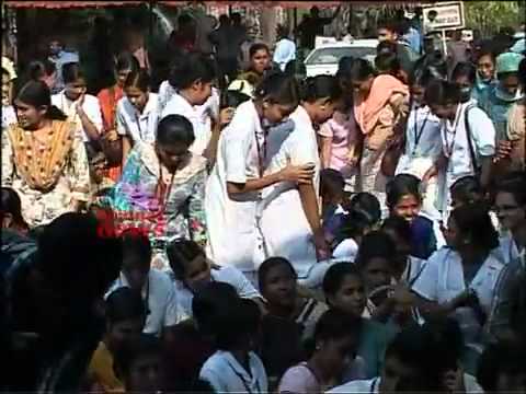 Nurses Strike in Amritha Hospital 6 Dec 2011... (TOGETHER WE ARE STRONG...)