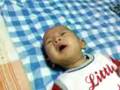 videos de LITTLE HANDSOME SINGING....