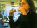 a colazione col morto!