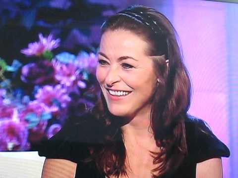 Amanda Donohoe