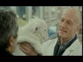 date de sortie cin�ma : 11 novembre 2009 r�alis� par claude berri, fran�ois dupeyron avec alain chabat, mathilde seigner, h�l�ne vincent long-m�trage fran�ais. genre : com�die dur�e : 1h25 min. ann�e de production : 2009 synopsis : jean-pierre et nathalie s'aiment depuis cinq ans. pour f�ter cet anniversaire, jean-pierre offre � sa ch�rie un cadeau inattendu, un adorable bulldog anglais de quatre mois. nathalie est folle de joie. c'est d�cid� : il s'appellera tr�sor. entre elle et l'animal, la relation devient imm�diatement fusionnelle. tr�sor fait de la chambre � coucher son territoire et y r�gne en ma�tre, ronfle, bave, investit le lit. nathalie aime son animal plus que jean-pierre n'aurait pu l'imaginer. de salon de toilettage en consultations v�t�rinaires, de concours de beaut� jusque dans le cabinet d'une psy pour chien, le couple tangue, chavire, au gr� des humeurs de ce monstre autoritaire... jean-pierre ne peut que partager ses angoisses avec son coll�gue, bruno, qui, lui, vient d'avoir un b�b� tandis que nathalie partage son bonheur avec sa m�re qui voit l� une occasion suppl�mentaire de s'immiscer dans la vie du couple.