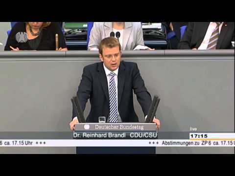 YouTube Video: Plenarrede zum Einsatz von bewaffneten Drohnen durch die Bundeswehr