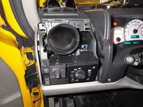 Hummer – H2 – Replacement of main light switch