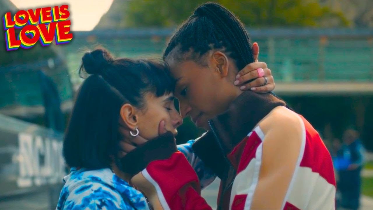 NEW COUPLE: Zoe  and Jennifer-THEIR STORY 🏳️‍🌈