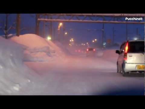 まさに記録的雪害！岩見沢市の積雪の様子(2012年1月)