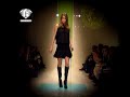 Fashion  TV -  Model . Doutzen Fall winter  Milan 05 06