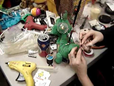 DIY toys: Evil Santa Workshop '08