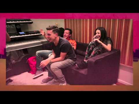hashtag - Clipe da música tema do musical HashTag de Edu Sterblitch, produzida por Rick Bonadio, que foi ao ar no programa Fábrica De Estrelas pelo Multishow no dia 20...