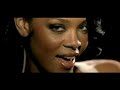 rock-umbrella-rihanna-and-travis-barker-remix-vid.html