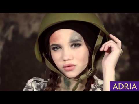 Adria Elegant Green - цветные линзы.