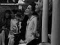 Qui �tes-vous, Polly Maggoo? (Opening Scene)