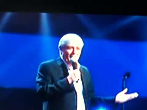 Comedian Vic Henley