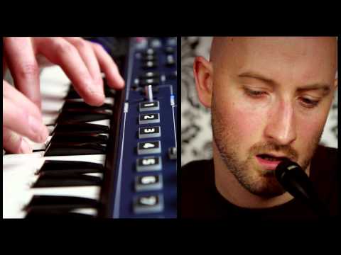 Vocoder - Novation MiniNova Vocoder & VocalTune™ demonstration Visit here for more details: http://novationmusic.com/mininova ~ LIKE our video and click 'show more' fo...