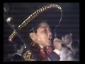 ni�o cantando musica vernacula