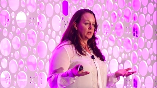 Photo of Carole Mahoney speaking