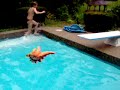 SWiMMiNG iN THE RAiN !