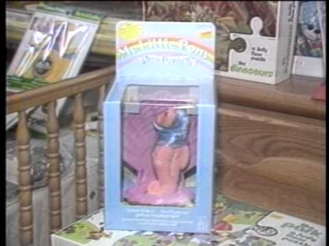 HOTTEST CHRISTMAS ITEMS from 1984 (remember this)