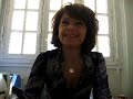 orthophoniste, charg�e de cours � luniversit� de paris-vi et attach�e � lh�pital robert debr�, annie dumont est lauteur de nombreux articles et de livres dans le domaine de la lecture, de la surdit� et de la m�moire.