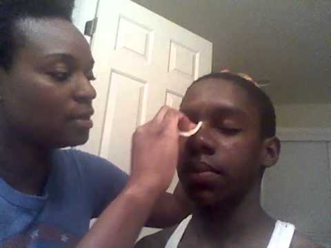 how to rub lemon on face