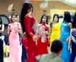 Gadis sunti arab bikin duit dgn menari.