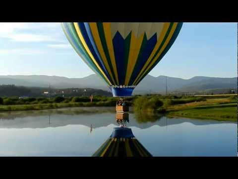 video:Splash in Dash in the Colorado Rockies! Grand Adventure Balloons Winter Park