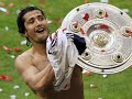 bixente lizarazu scores one of the most amazing goals in bayern munich's history.