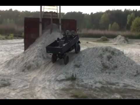 UNIMOG 404 DOKA V