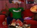 Disfrutando de un partido en la TV