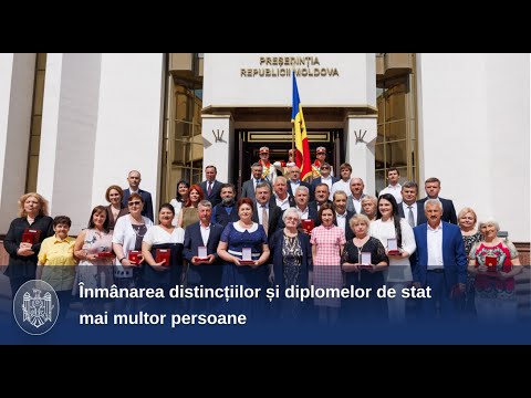 Șefa statului a înmânat distincții de stat și diplome mai multor profesioniști 