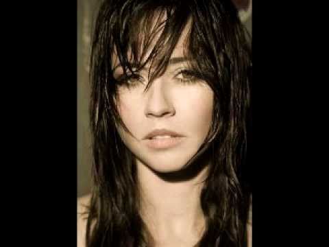 Linda Cardellini