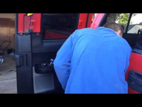 how to remove door panel on 2004 f150