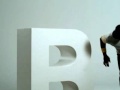 S�bastien Foucan in free running advertentie