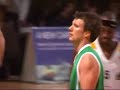 An amazing basketball shot......