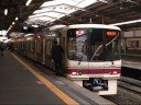 京王電鉄8000系(20番台) 京王線聖蹟桜ヶ丘駅 【8731F】