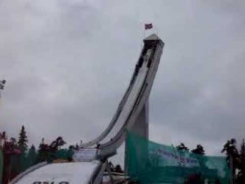 El salto de esquí de Holmekollen 0 El salto de esquí de Holmekollen
