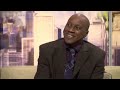 Knox Chitiyo, an expert from the Royal United Services Institute (RUSI), joins Sir David to discuss what this deal means for Zimbabweans and the future of their country.After 28 years of rule and seven weeks of hard negotiations, President Robert Mugabe agreed on Thursday night to share power with opposition leader and long-time rival, Morgan Tsvangirai. Under the deal, Mr Tsvangirai will become prime minister and Robert Mugabe will stay on as president.