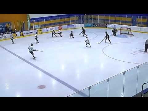 Chase Foy #14 Fighting through traffic to make a great pass Against Shaddick Saint Mary