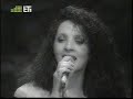 fragments from the songs:

- o,ti ke na gini thimisou (stelios fotiadis / panos falaras).

- pai i agapi mou (giannis karalis).

- nanourisma (mikis theodorakis / kostas virvos).

- oli mou i zoi (hristos nikolopoulos / lefteris papadopoulos).

- sy moy haraxes poria (apostolos kaldaras).

- ekplikta matia (hristos nikolopoulos / lefteris papadopoulos).

- kanis edo den tragouda (nikos papazoglou / takis simotas).

- me bounatses ke boforia (giorgos zikas).

- pota tha anixoume pania (traditional).

- pai, pai (zampetas, vasiliadis).