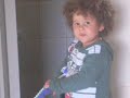 Filho da  Ivete Sangalo já canta para o povo.Filho de peixe ..