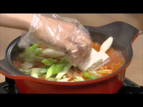 모두 - 20140729 모두 다 김치 개업 전 날 완성된 하은(김지영)의 김치찌개.