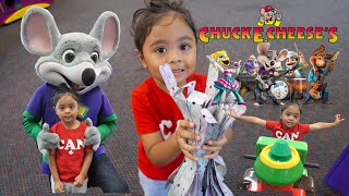 3 YEAR OLD WINNING BIG AT CHUCK E CHEESE!!!