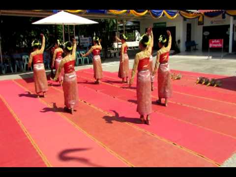 ประกวด รพสต.ดีเด่น(รพสต.บ้านบัว) 29 พ.ค.2556_คลิป3