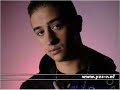 deazy - medicijn (ft. yes-r)

(couplet 1: deazy)
daar ben ik weer alleen in de kou (in de kou, kou)
wakker in mijn bed, weer alleen zonder jou
nog steeds weet ik niet wat het is met jou (is met jou, jou)
je doet je ding je maakt me gek en daarna laat het je koud

(pre-chorus)
ik weet niet wat dit is, dit gevoel
maar het doet met mij (oh het doet met mij x2)
ik kan niet zonder haar
maar ik kan ook niet met haar zijn

(refrein)
zij is verslavend als een medicijn
wow-wow daarom houd ik van haar
ze is verslavend als een medicijn
wow oh

(couplet 2: deazy)
tis tijd om op te staan, tijd-tijd om door te gaan
ik kan het niet meer aan
ik kan het niet meer-niet meer aan
zeg cupido, waarom trek je nu die pijl weer uit de roos?!

(pre-chorus)
ik weet nog steeds niet wat dit is, dit gevoel
maar het doet met mij (oh het doet met mij x2)
ik kan inmiddels niet meer zonder haar
maar wat zegt ze over mij... ben ik ook?!

(refrein)
verslavend als een medicijn
wow-wow daarom houd ik van haar
ze is verslavend als een medicijn
wow oh

(couplet 3: yes-r)
ik zag je als een scharrel
baby, ik kan niet liegen
ik geloofde al een tijdje niet meer in de ware liefde
maar altijd als ik bij je was, kreeg ik een schuldgevoel
want ik wou wel bij je zijn, alleen wist ik niet wat te doen

nee, je weet niet hoe het was voor mij die tijd
nee, ik kan nu niet meer terug gaan in de tijd
want thuis had ik mijn vrouw, zij dacht continue aan mij
maar ik dacht continue aan jou, want jij bent verslavend

(refrein 2x)
want zij is verslavend als een medicijn
wow-wow daarom houd ik van haar
ze is verslavend als een medicijn
wow oh
