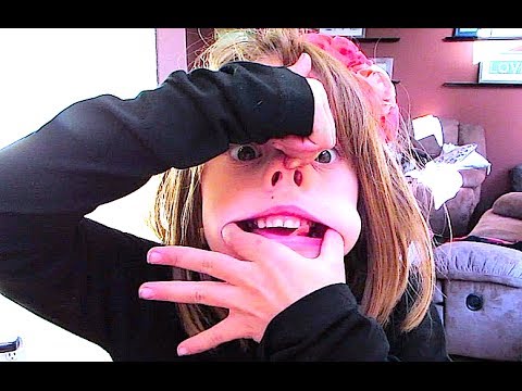 Piggy - CHRISTMAS PRESENTS FOUND HERE! http://www.rodeoarcade.com/collections/shay-carl Yesterday's Vlog: http://www.youtube.com/watch?v=Xesx4PZPuOw&feature=share&li...