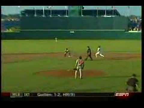 Joey Doble - Oregon State vs Cal St Fullerton. 2007 College World Series 6-16-07 - Amazing double play.