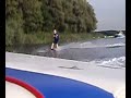 Marit aan het waterskien