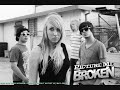 Picture me Broken Devil on my shoulder (Lyrics)