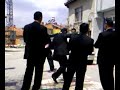 gobel koyunde davul ve zurna esliginde damat arkadaslari cosuyor