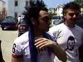 zeytinlide hayfans hayko cepkin'e hediye verirken