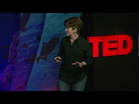 Edith Widder: Glowing life in an underwater world